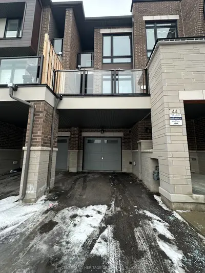44 Elsinore Street, Vaughan, On L4h 5g2