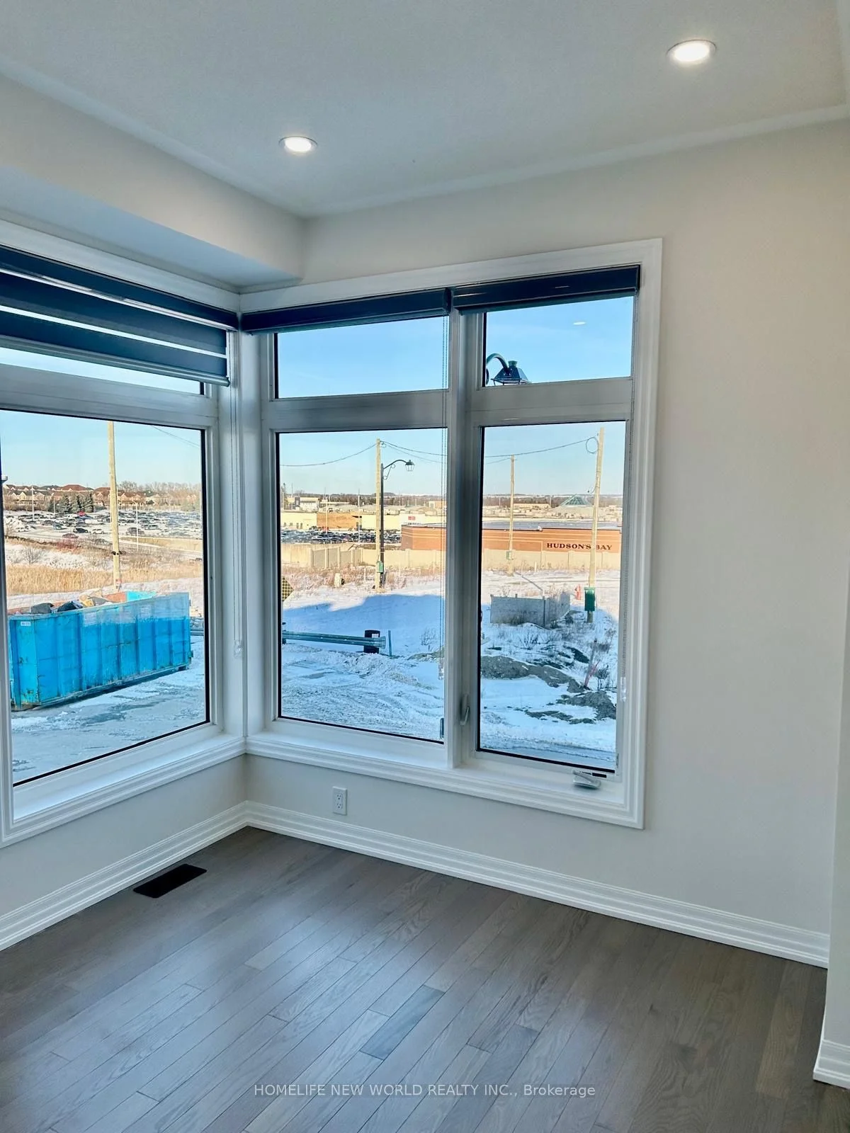 175 Solstice Circle, Newmarket, ON L3X 0L8