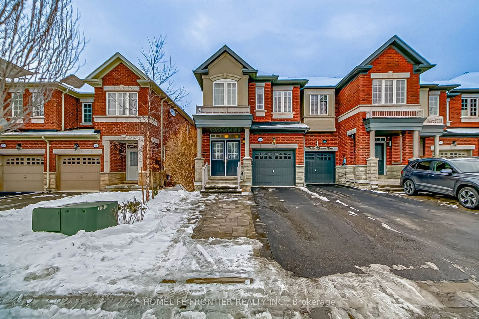 Att/Row/Townhouse in Vaughan