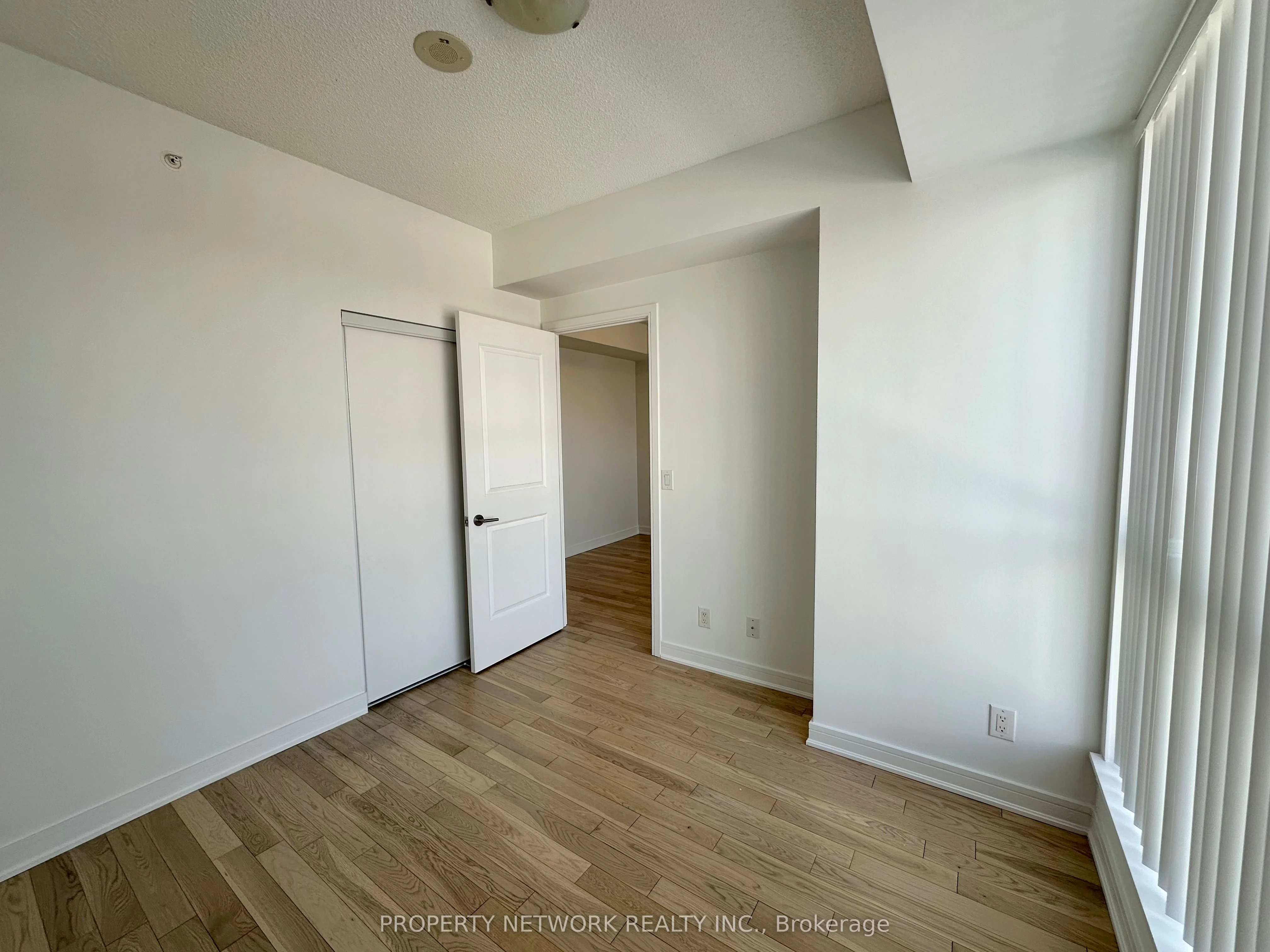 9201 Yonge Street 1812, Richmond Hill, ON L4C 1H9