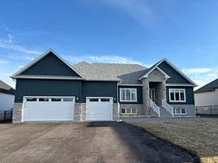 141 Lake Drive E, Georgina, On L4p 3e9