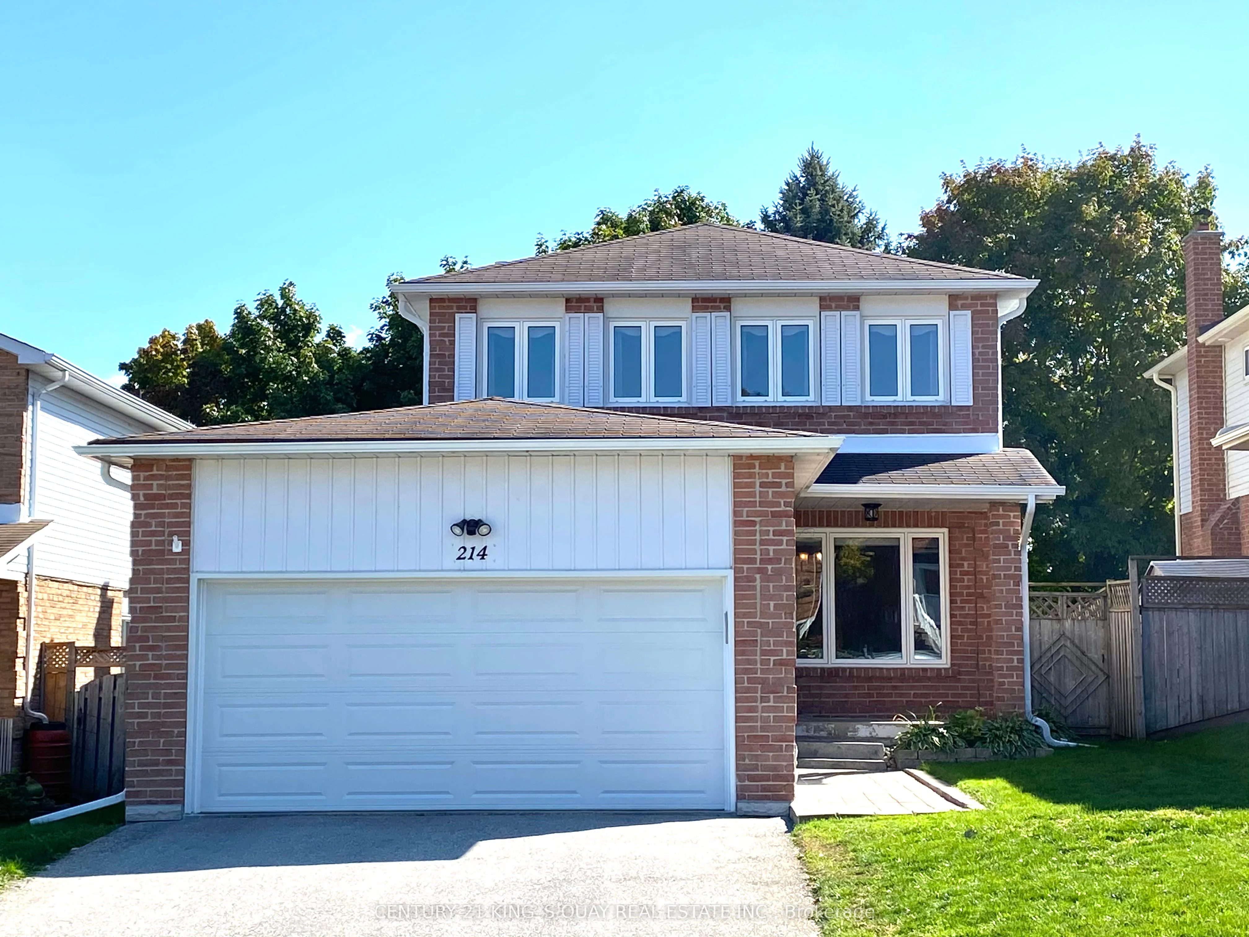 214 Forsyth Road, Newmarket, On L3y 7y2