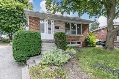 335 Gells Road, Richmond Hill, On L4c 3a5