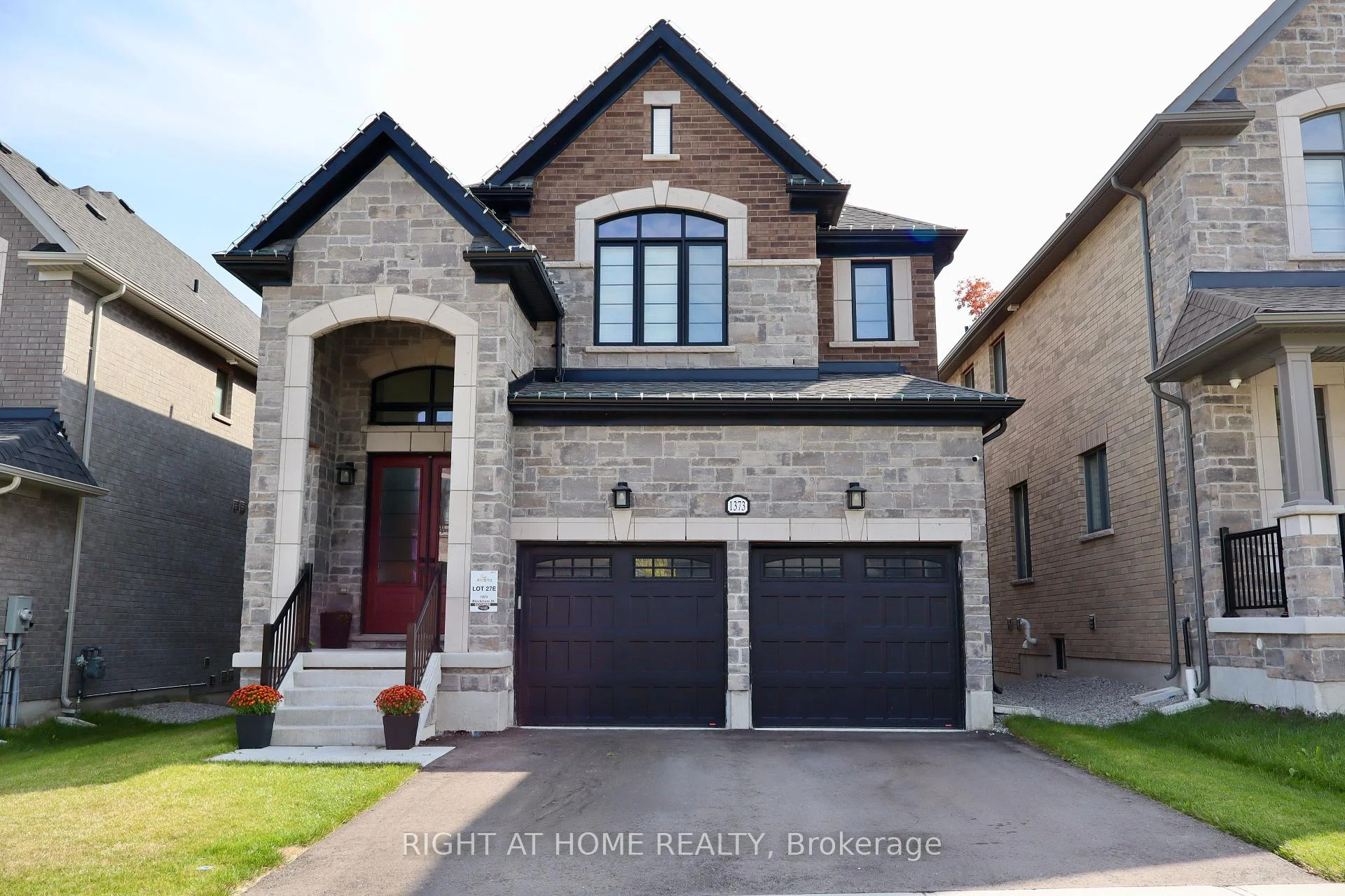 1373 Blackmore Street, Innisfil, ON L9S 0P3