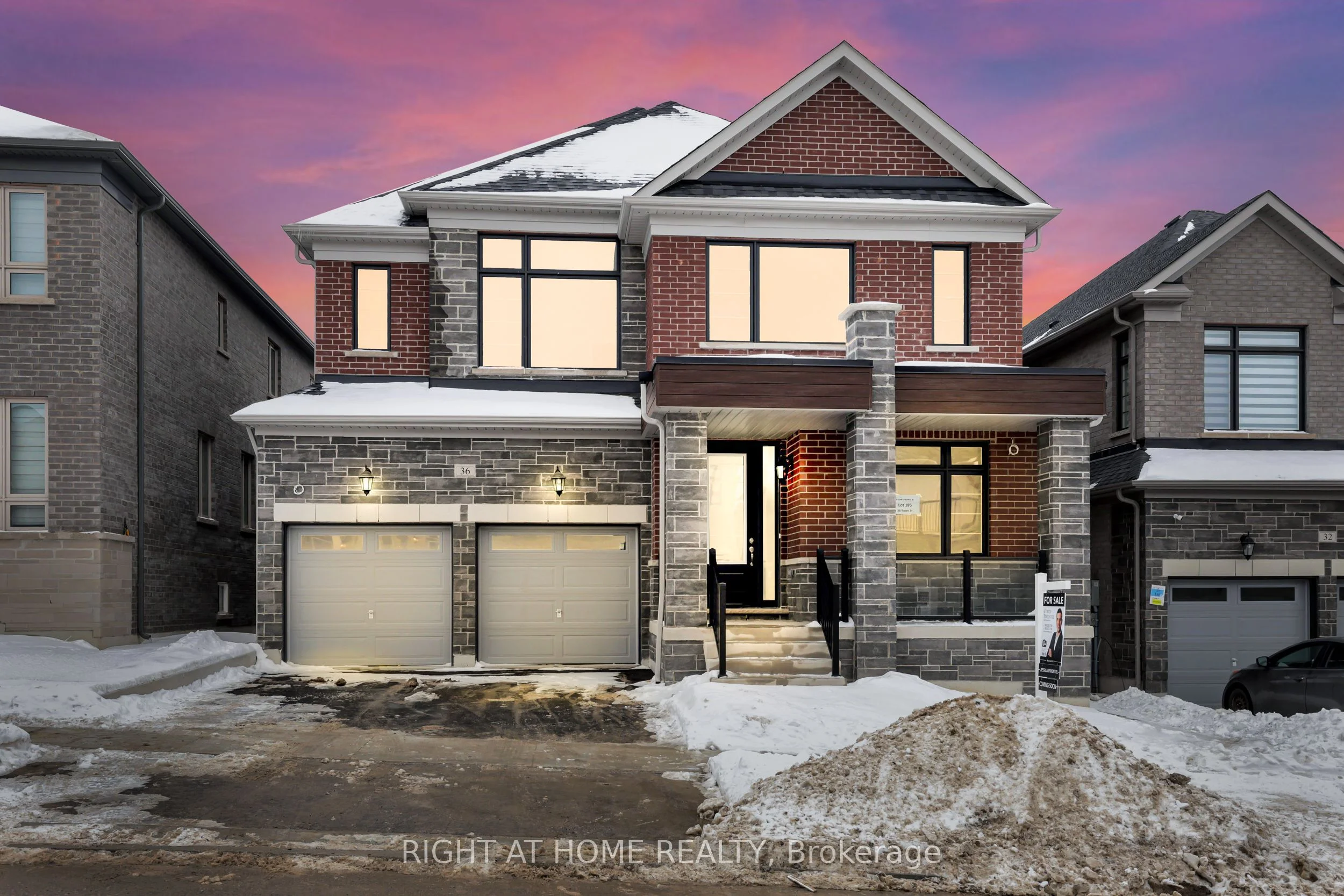 Detached in Bradford West Gwillimbury