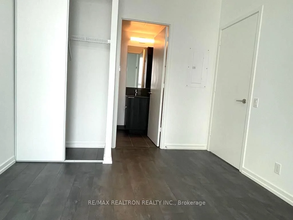 7890 Jane Street 2905, Vaughan, On L4k 0k9