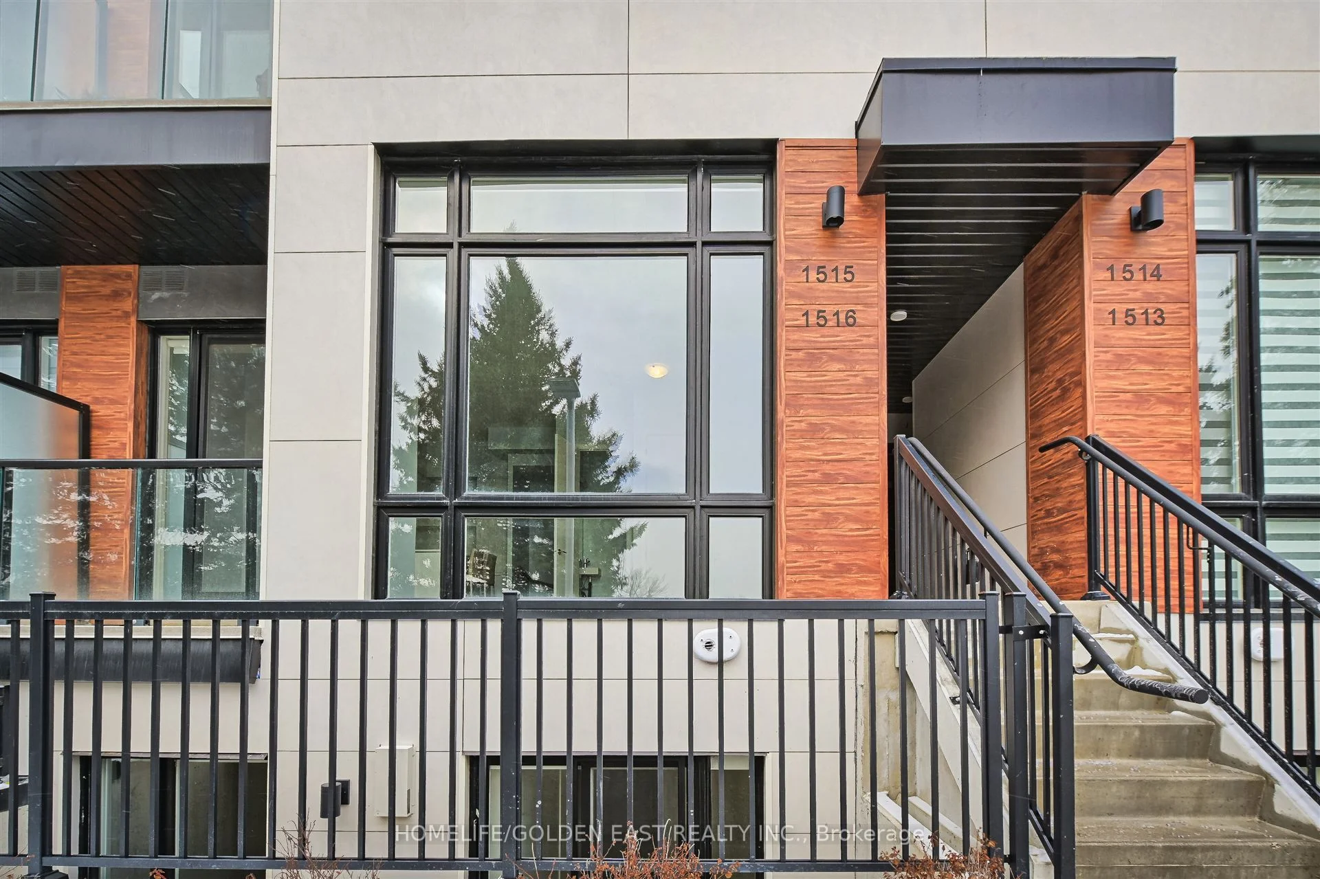 Condo Townhouse in Richmond Hill
