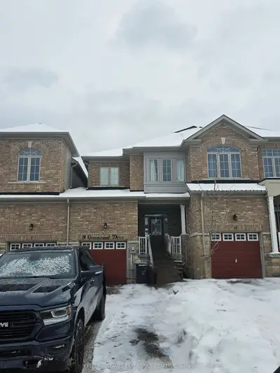 9 Greenwood Drive, Essa, On L3w 0n5