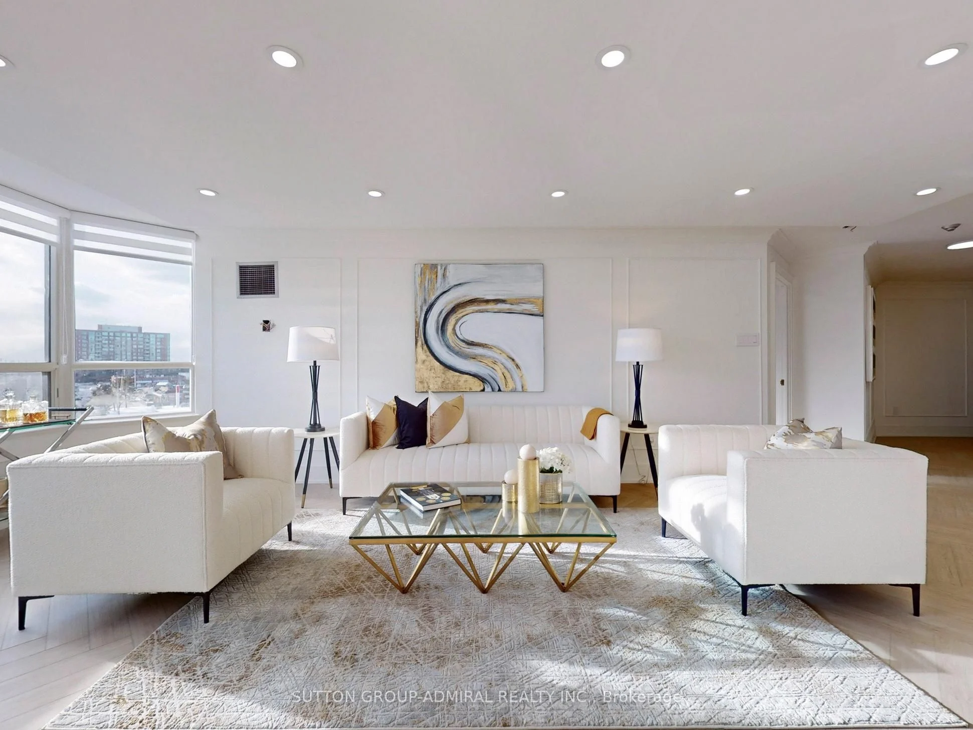 Condo Apartment in Vaughan