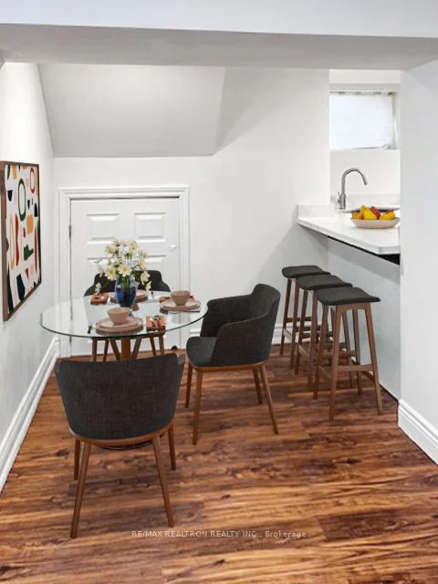 Lower Level in Newmarket