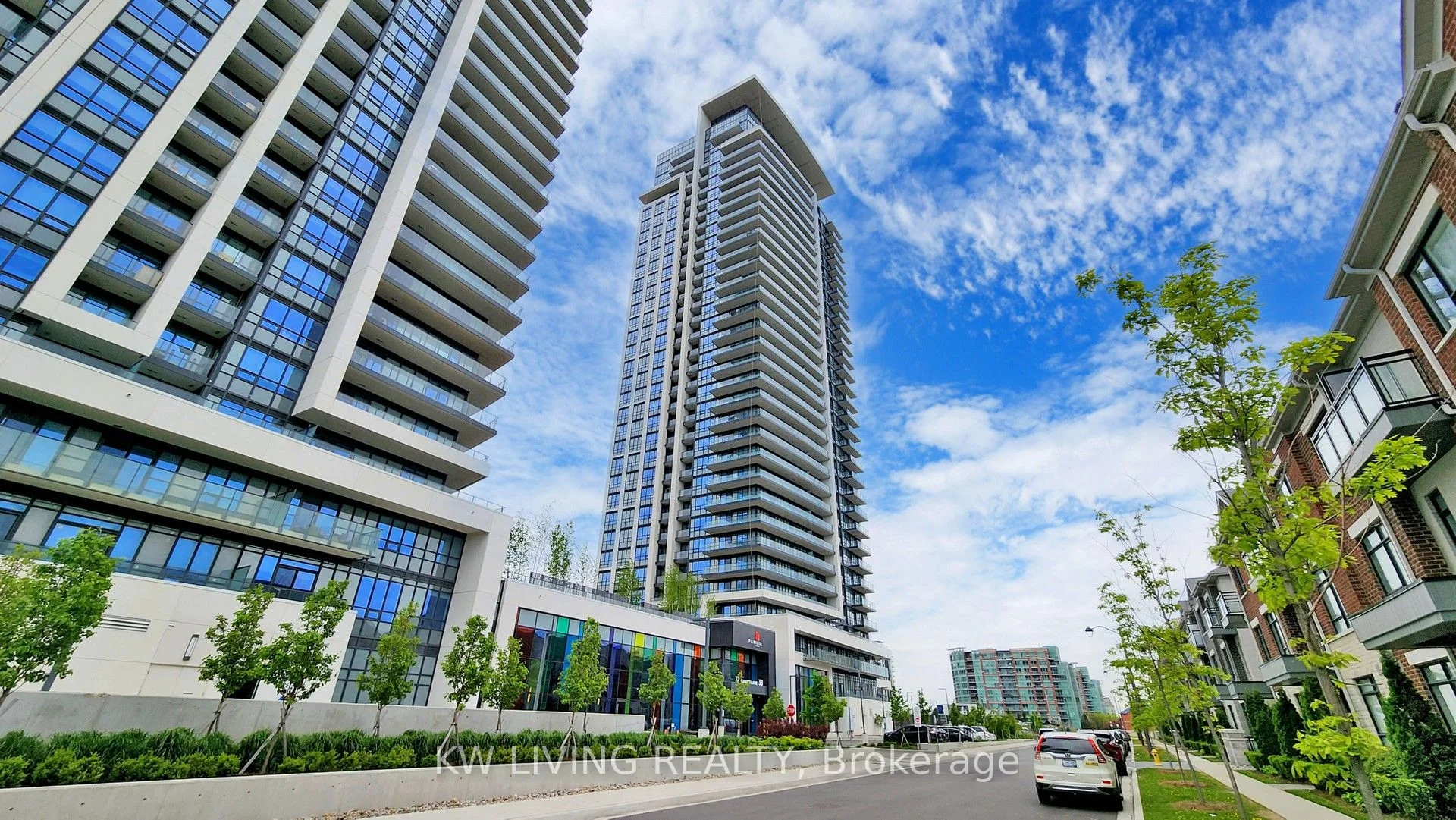 Condo Apartment in Markham