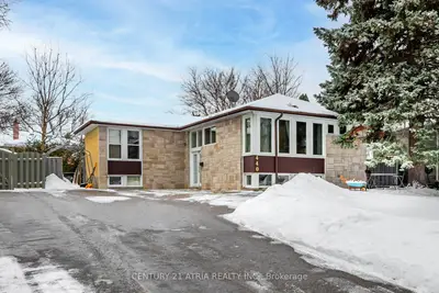 Detached in Richmond Hill