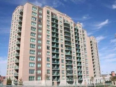 Condo Apartment in Richmond Hill