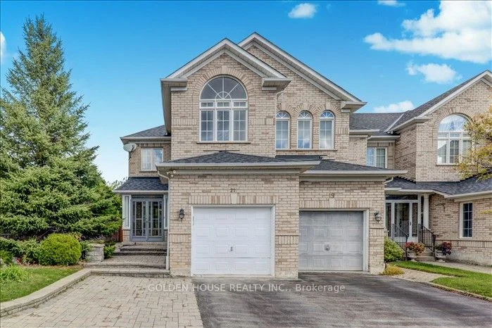 21 Debonair Drive, Richmond Hill, On L4c 0r2