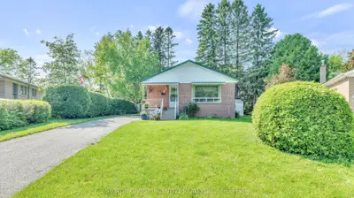 Detached in Aurora