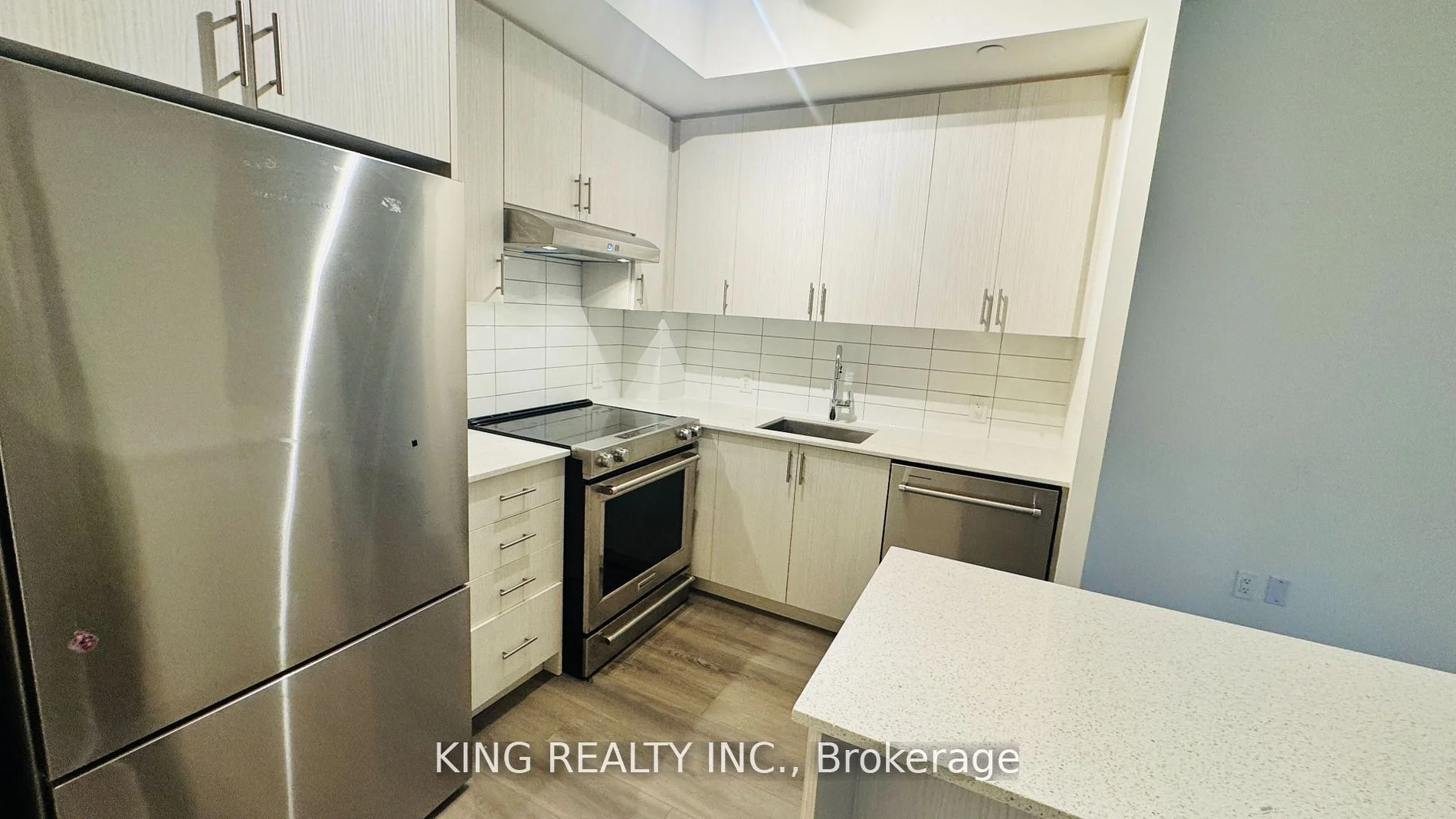 Condo Apartment in Vaughan