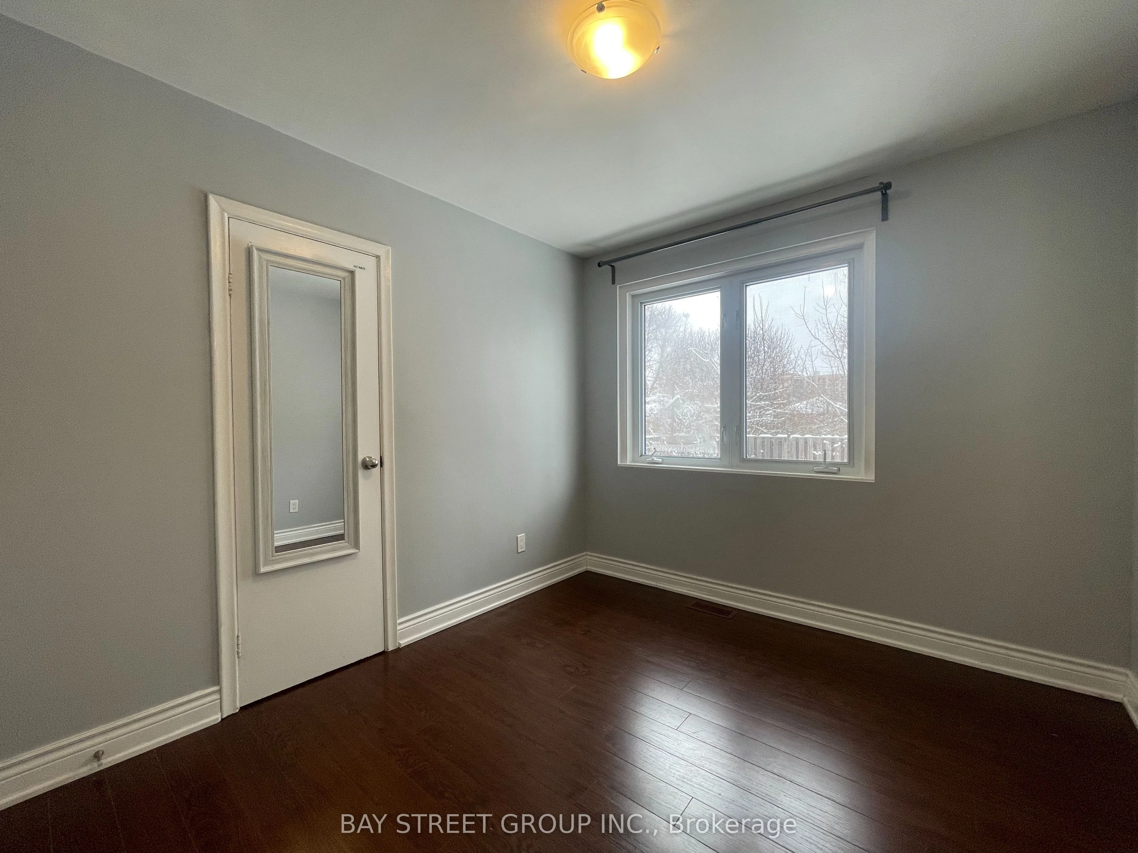311 Wenlock Avenue MAIN, Richmond Hill, ON L4C 1M6