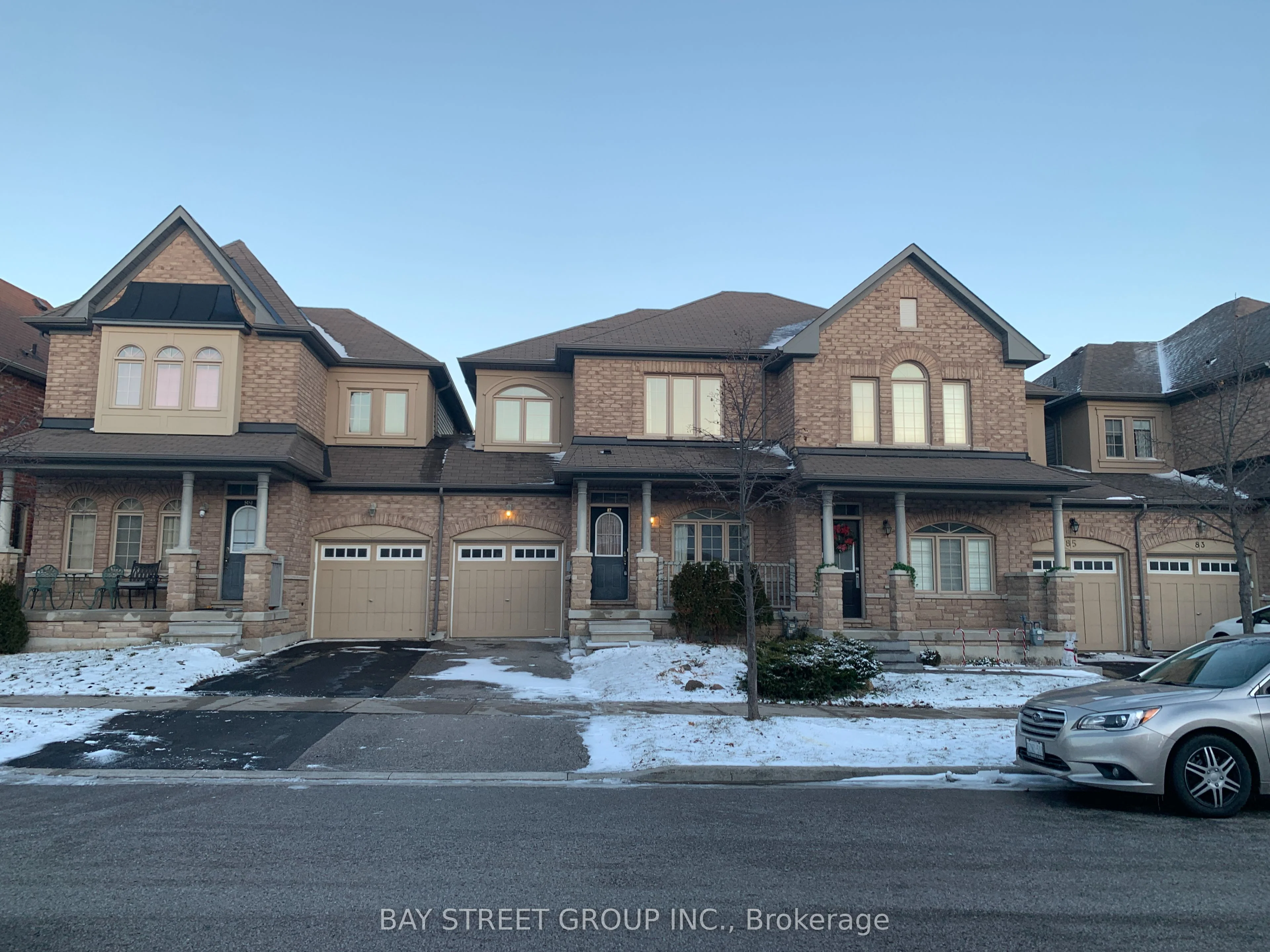 Att/Row/Townhouse in Markham