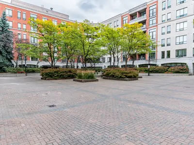 53 Woodbridge Avenue 221, Vaughan, On L4l 9k9