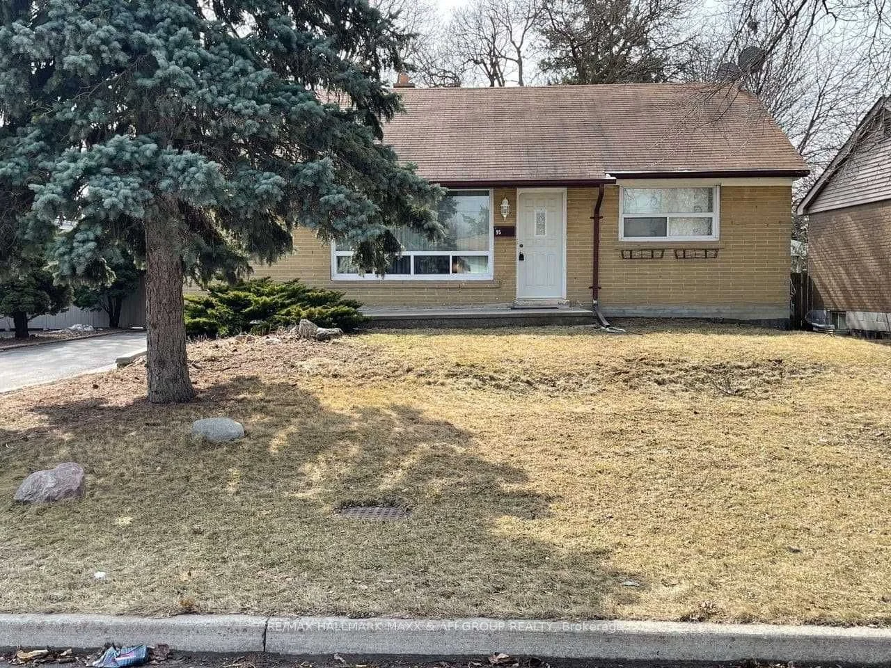 Detached in Richmond Hill