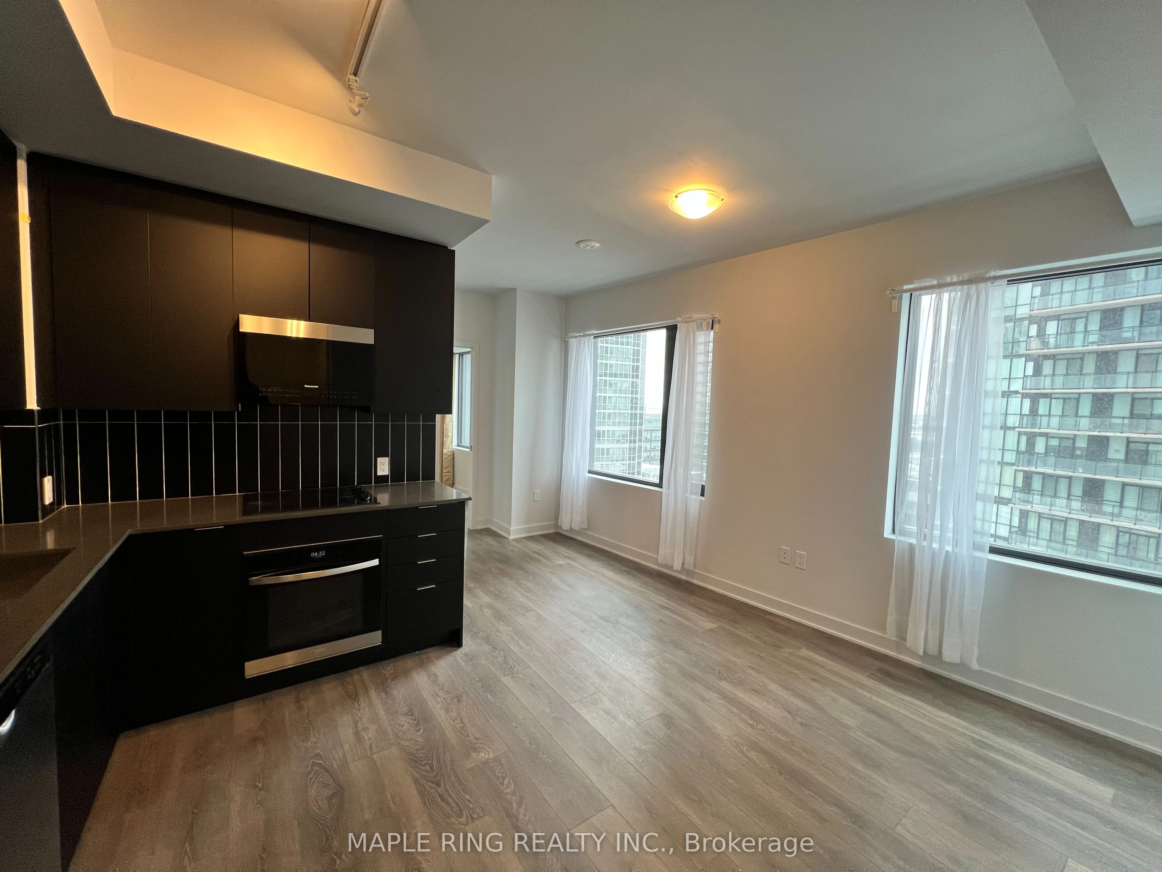 Condo Apartment in Vaughan