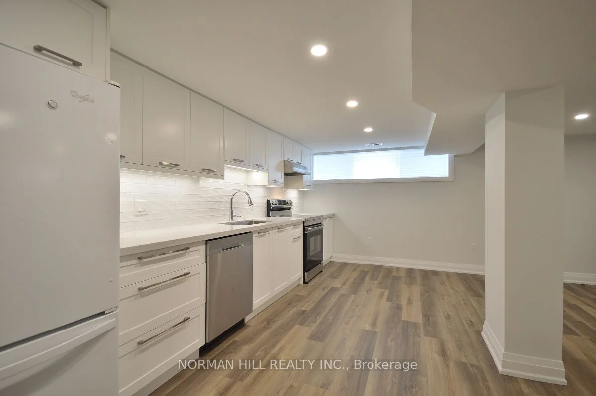 24 Boothbay Crescent Basement, Newmarket, ON L3Y 1W5