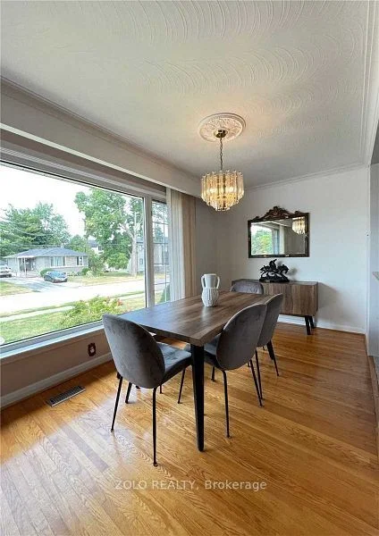 346 Wenlock Ave. Avenue N Main Floor, Richmond Hill, ON L4C 1M9