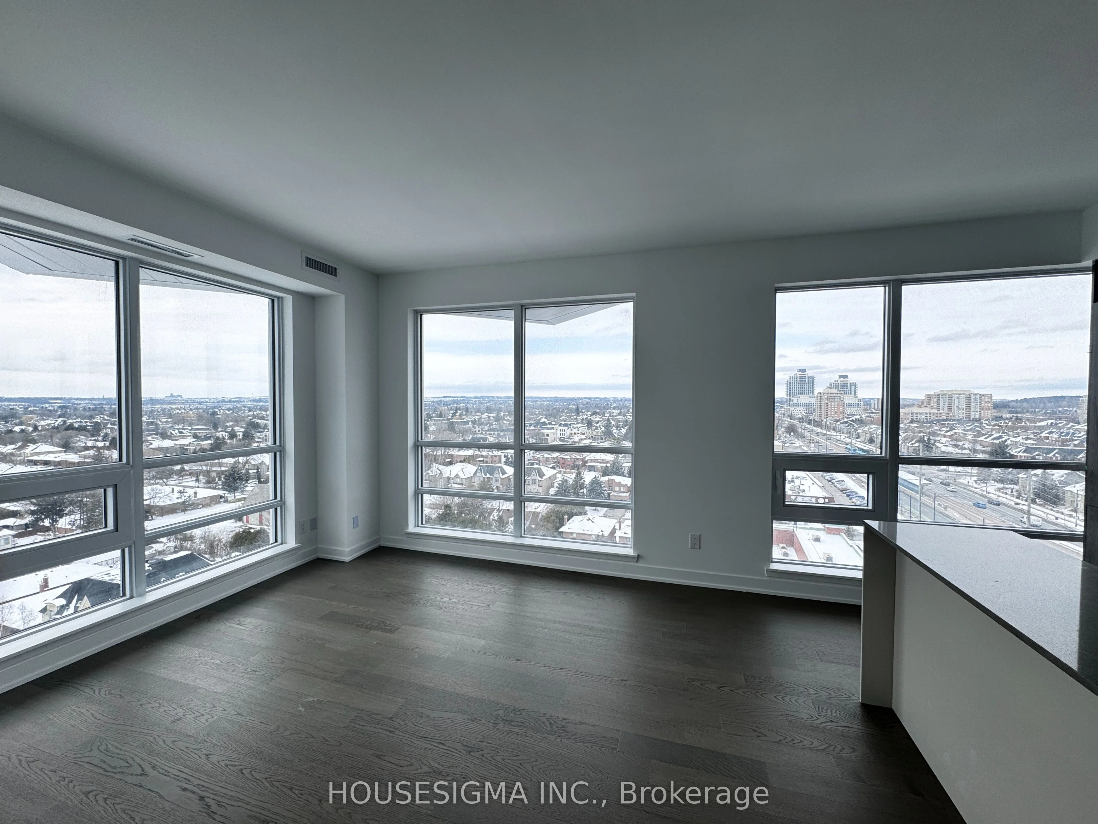 8888 Yonge Street 1002, Richmond Hill, On L4c 5v6