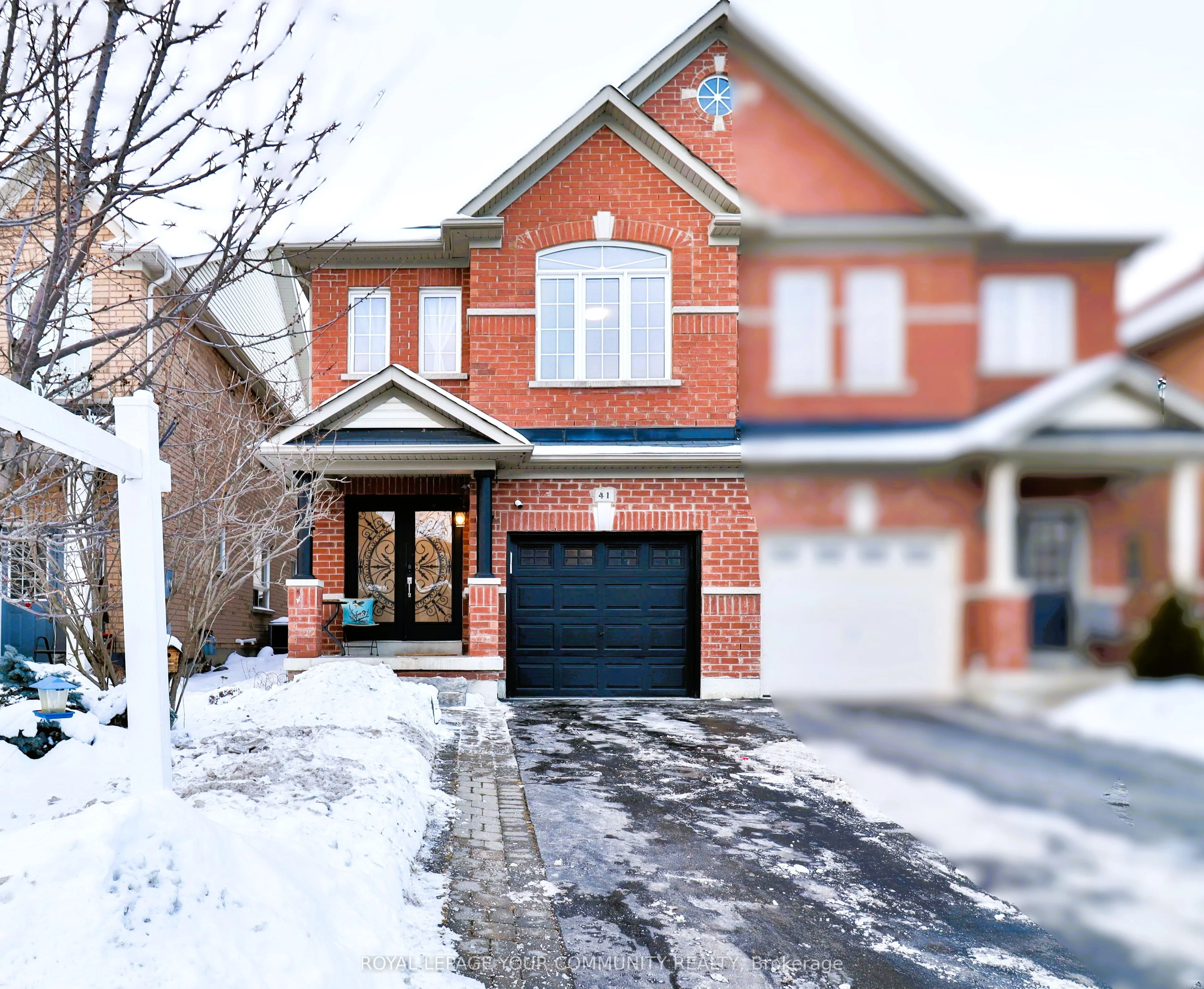 41 Four Seasons Crescent, Newmarket, On L9n 0c2