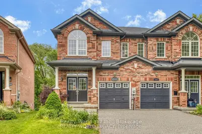 755 John Cole Court, Newmarket, On L3y 5v7
