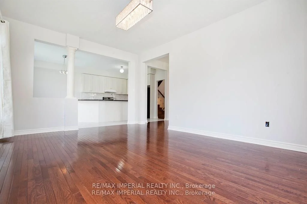 128 Aikenhead Avenue, Richmond Hill, ON L4S 0C6
