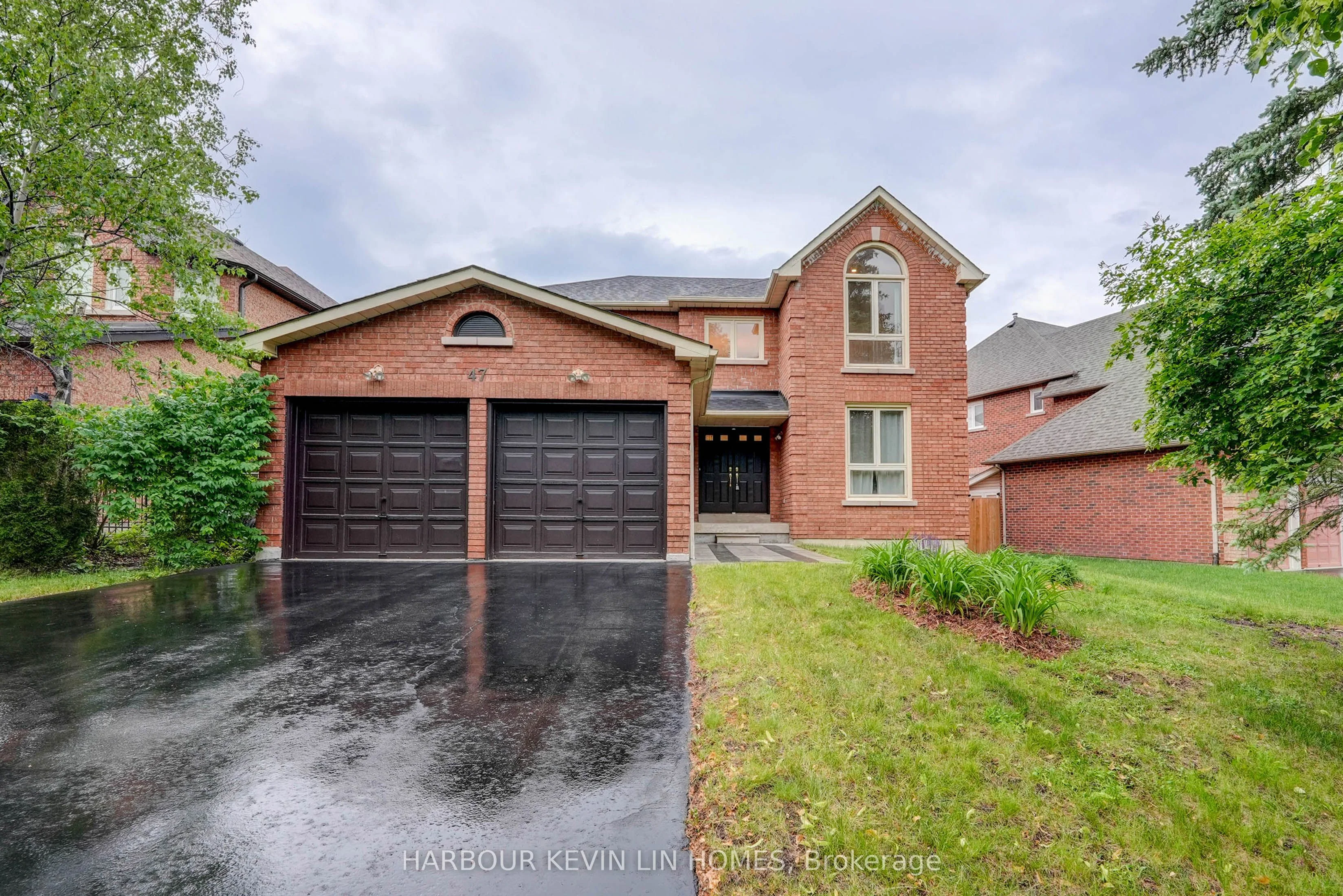 Detached in Richmond Hill