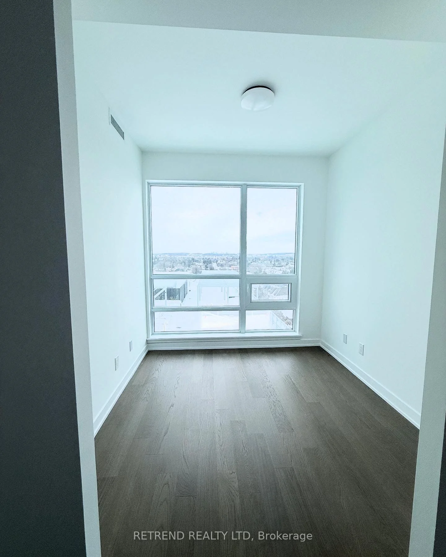 8888 Yonge Street 902, Richmond Hill, ON L4C 6Z1