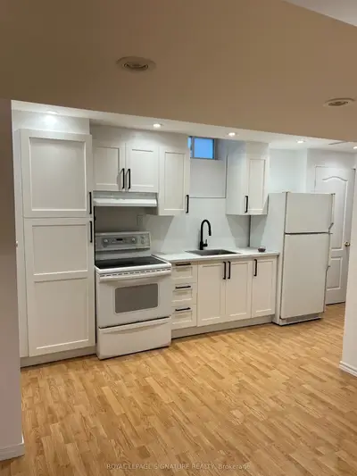 73 Antique Drive Bsmt, Richmond Hill, On L4e 4g3