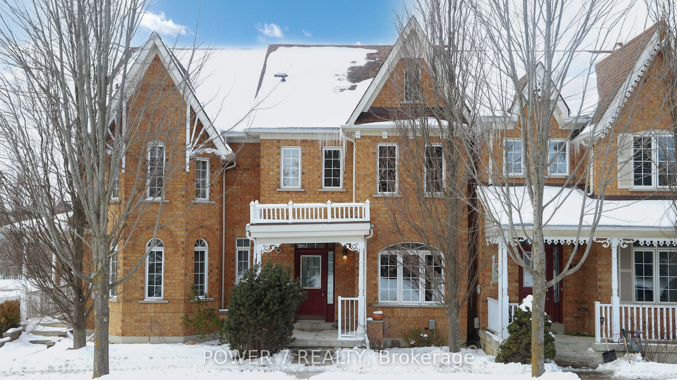 Att/Row/Townhouse in Markham