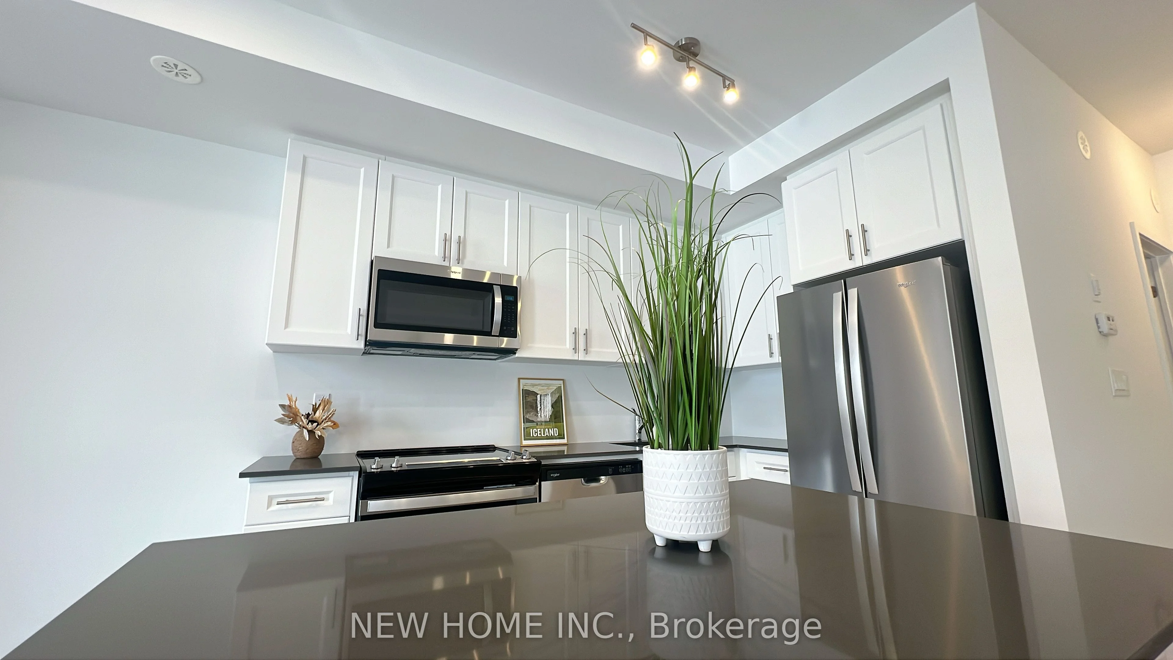 Condo Townhouse in Newmarket