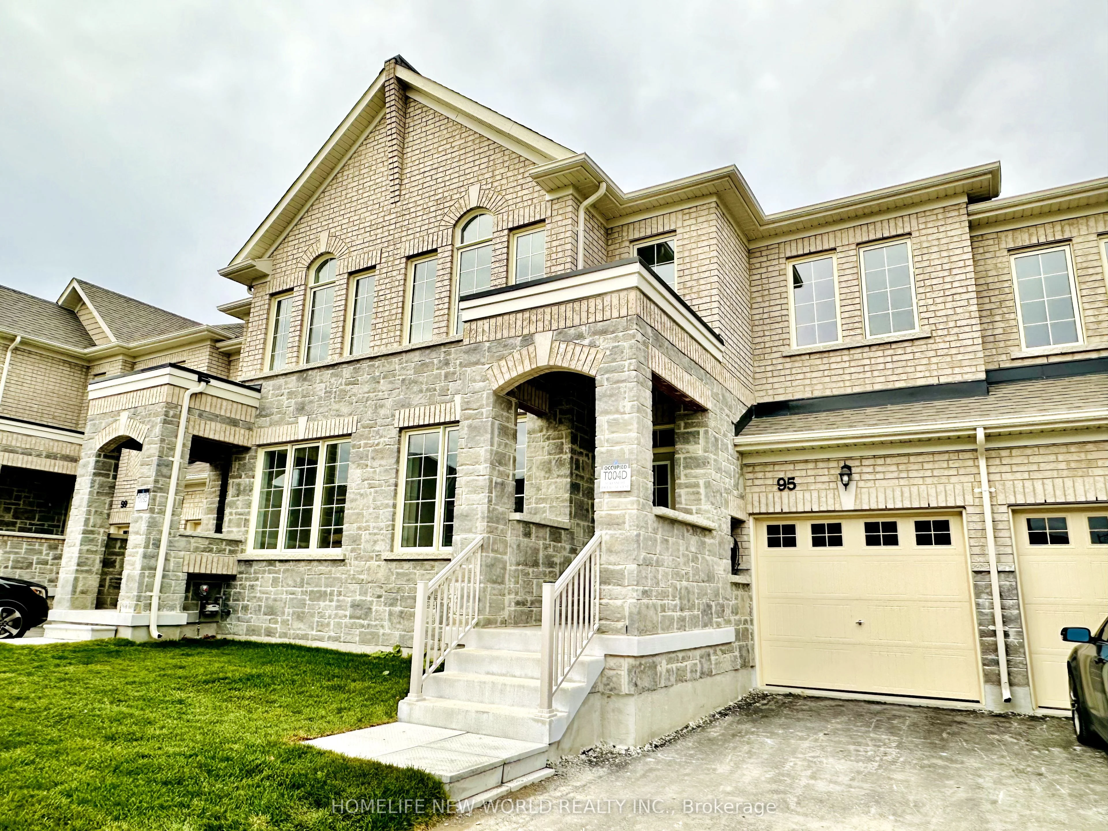 95 Kenneth Rogers Crescent, East Gwillimbury, On L9n 1s5