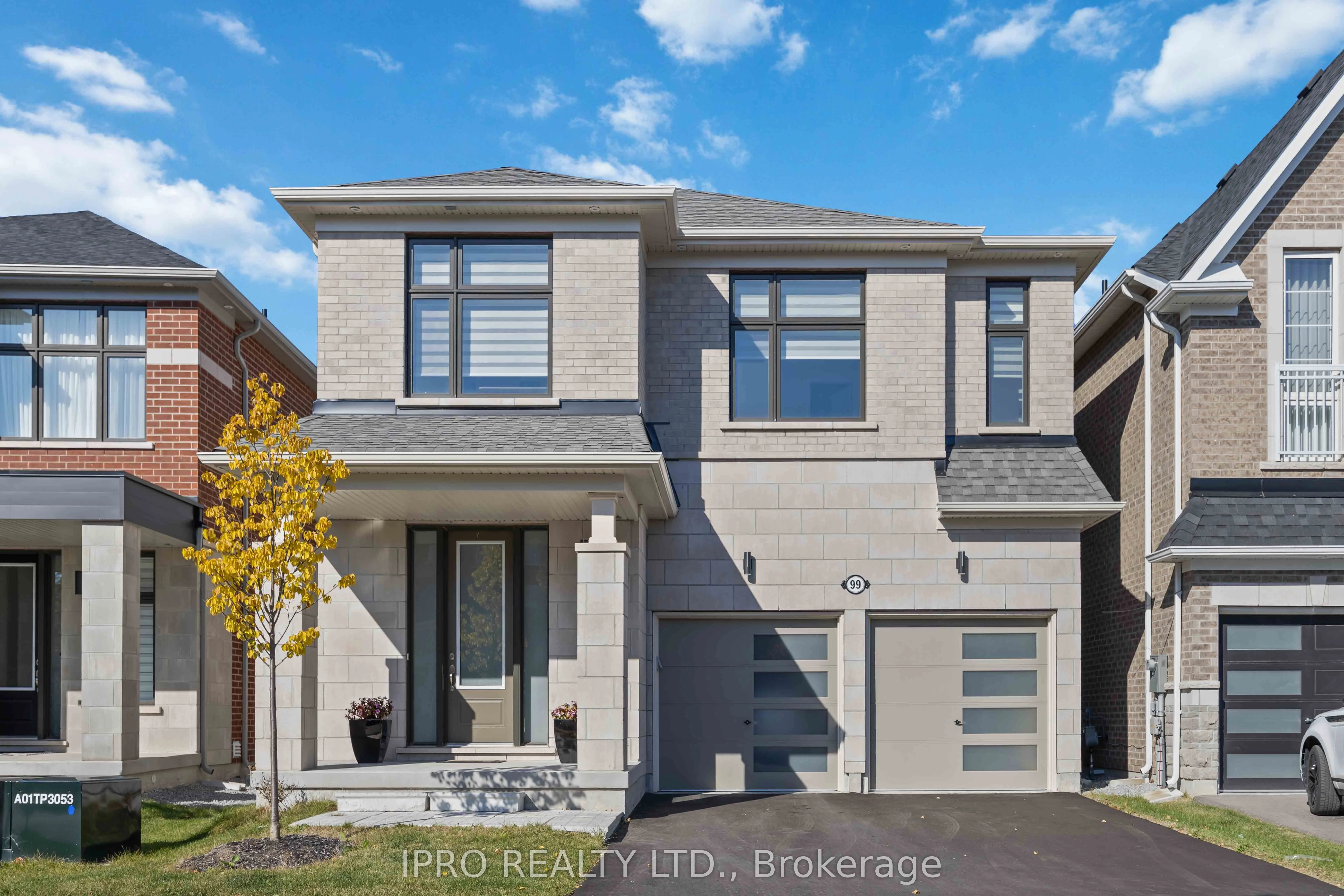 Detached in Aurora