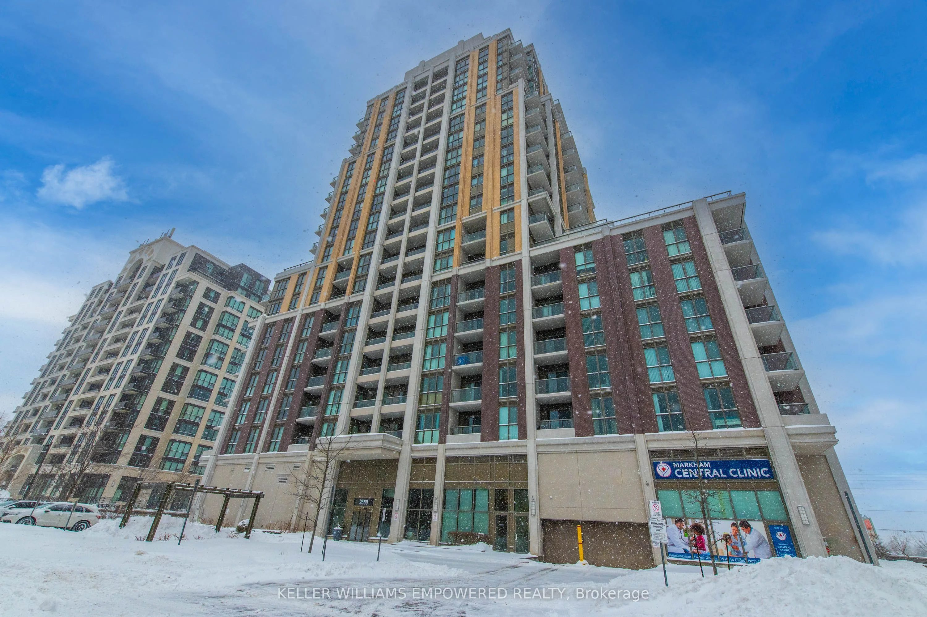 Condo Apartment in Markham