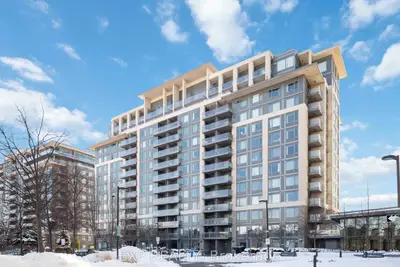 Condo Apartment in Markham