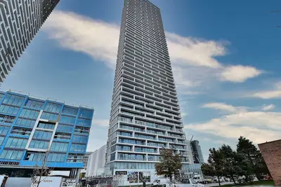 898 Portage Parkway 5911, Vaughan, On L4k 3y8