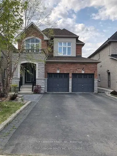 140 Timber Valley Avenue, Richmond Hill, On L4e 4z7