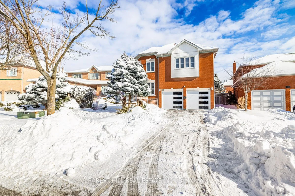 Detached in Richmond Hill