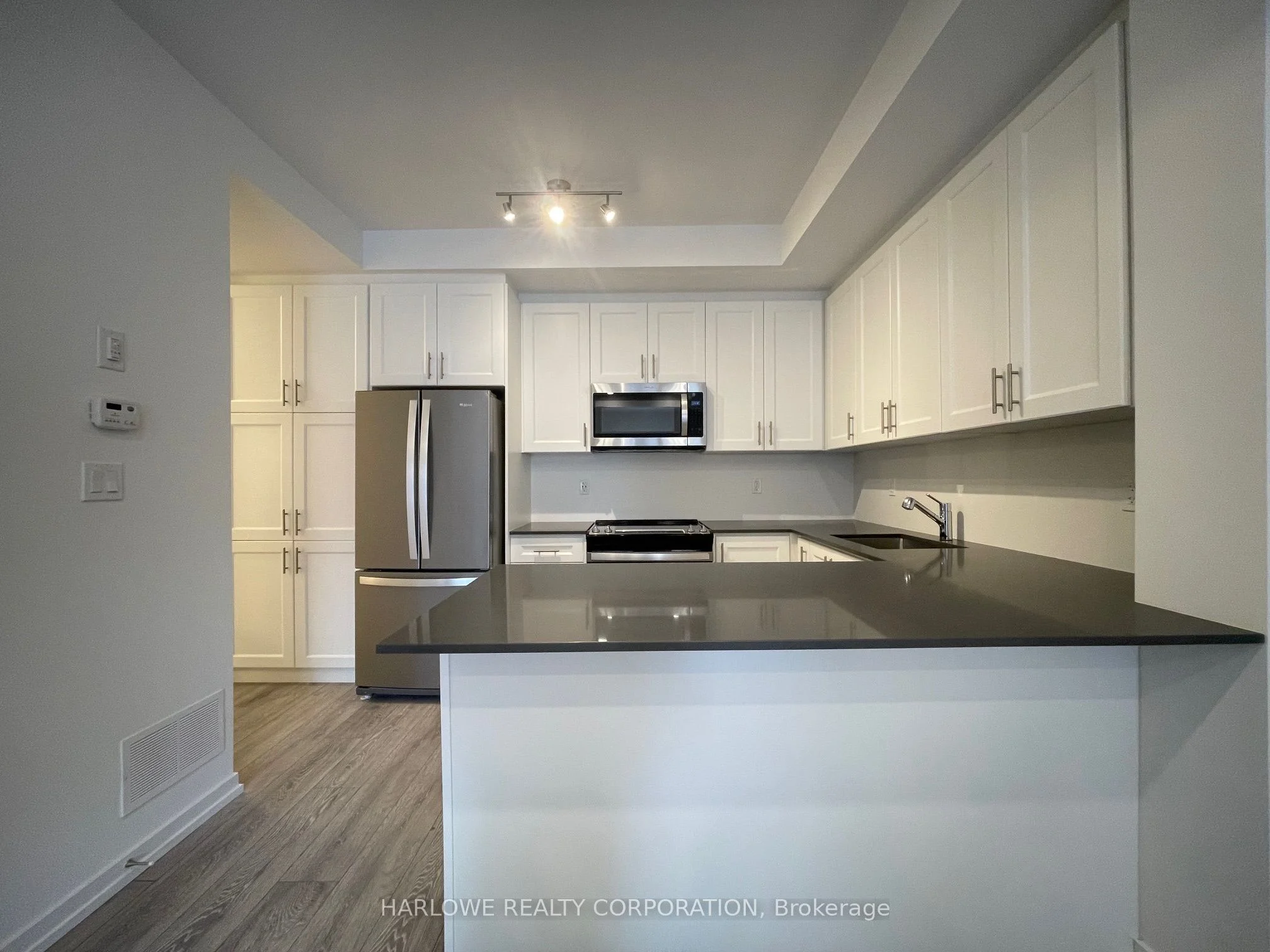 Condo Townhouse in Newmarket