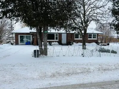 Detached in King