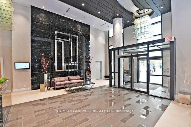 9199 Yonge Street 514, Richmond Hill, On L4c 6z2