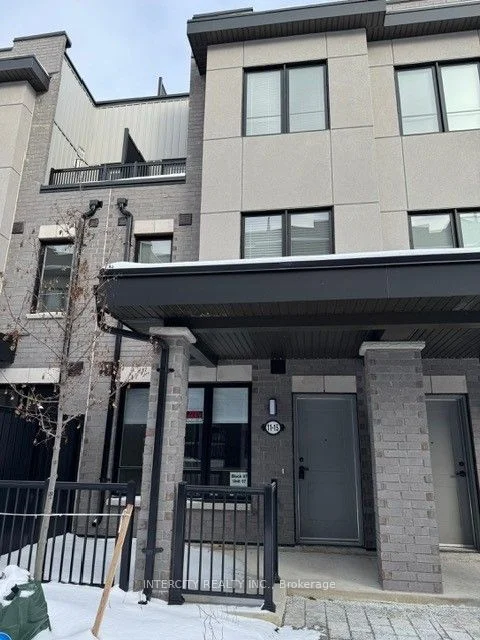 11 Baynes Way 15, Bradford West Gwillimbury, On L3z 4m5