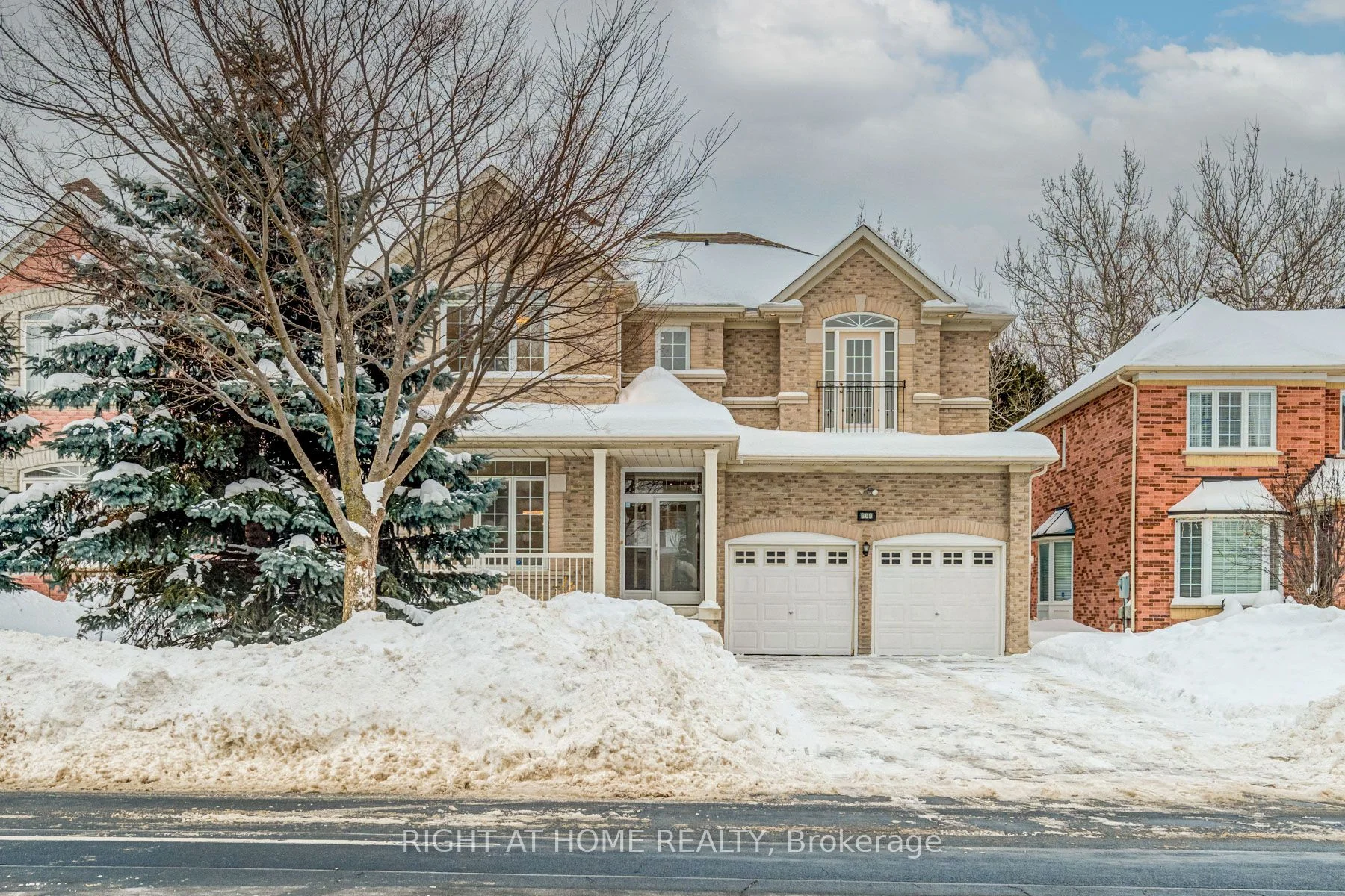 Detached in Markham