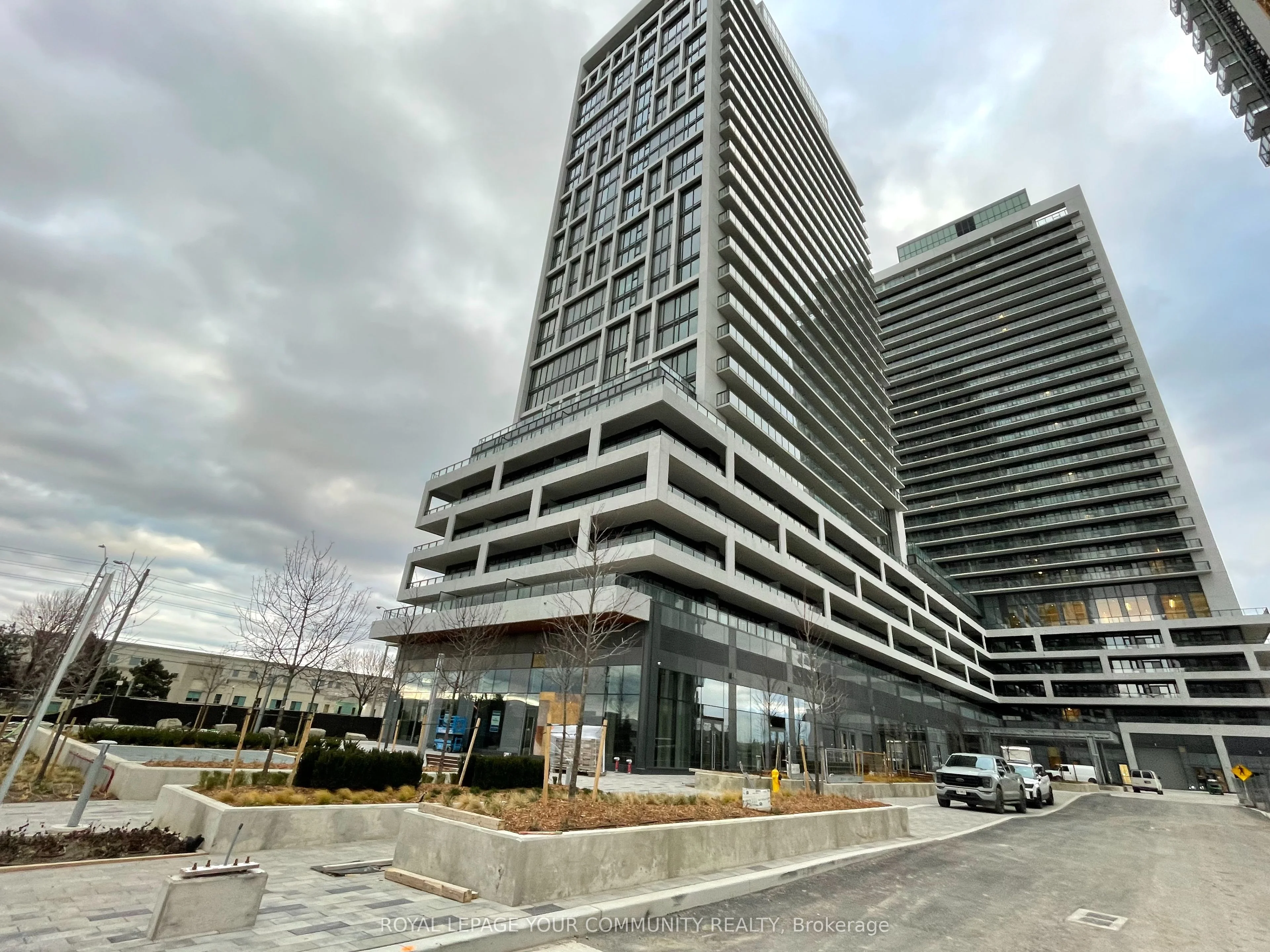 Condo Apartment in Vaughan