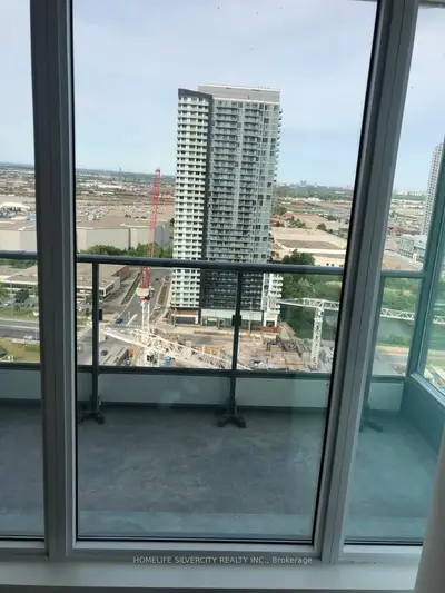 Condo Apartment in Vaughan